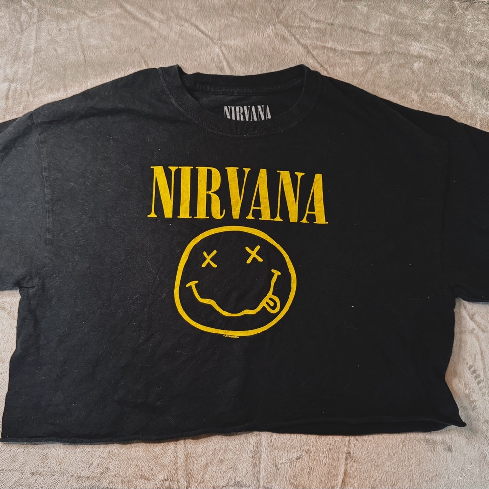 Black Nirvana Graphic Crop Tee